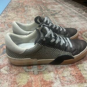 Dolce Vita Zina Sneaker